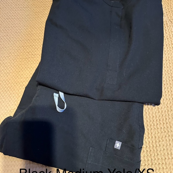 FIGS - Picture 7 of 16